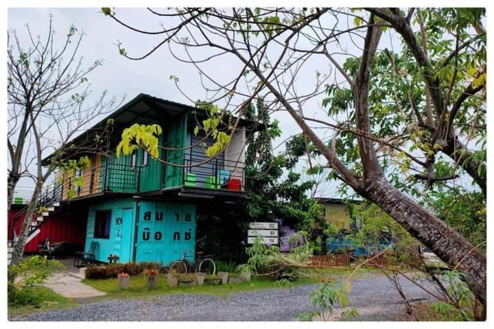 Smile Box Coffee & Resort Nong Hin Bagian luar foto
